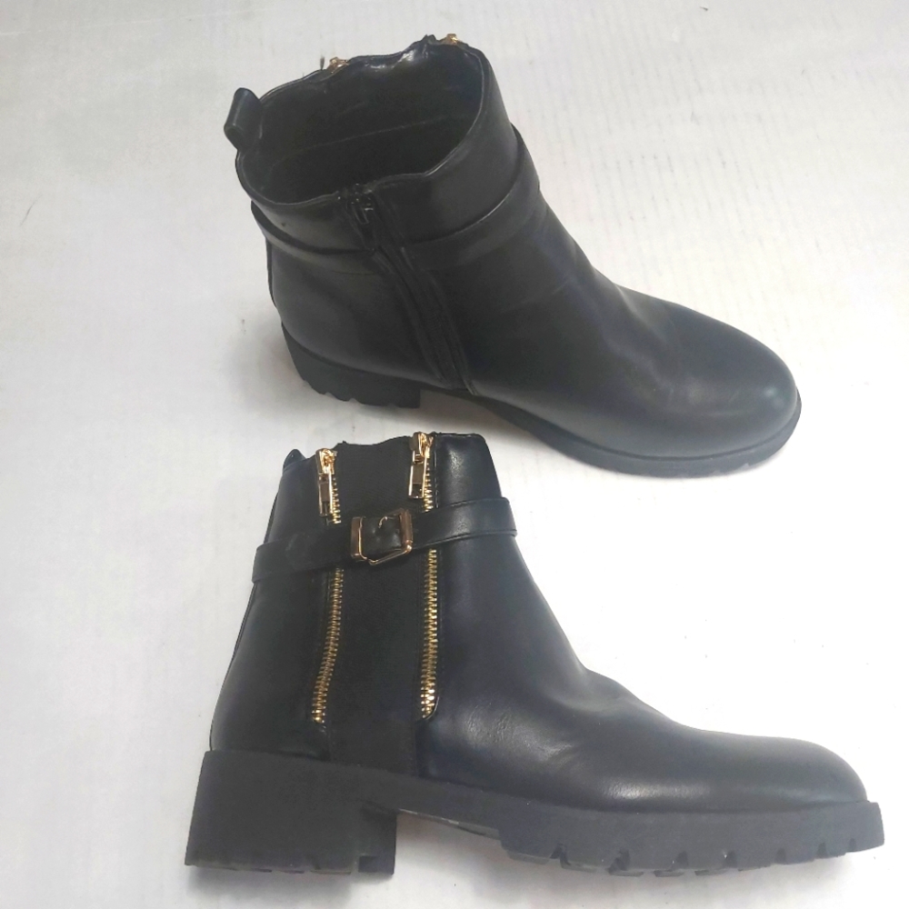 ELDITAS Sophie Women's Black Ankle Boots with Gold Zipper Size 9M